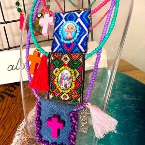 Double and reversible scapulars with cross or medal made 100% by hand